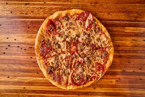 Gallery Image Meat_Pizza_1.jpg