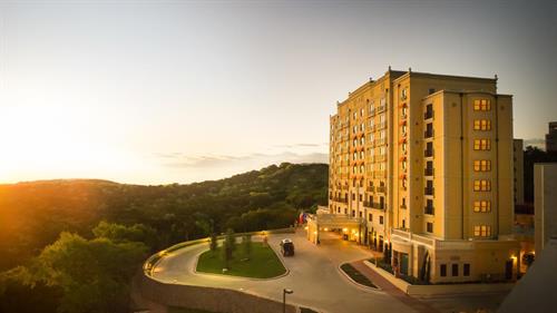 Hotel Viata. Discover Austin's Sweet Retreat