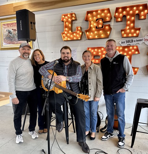 Gallery Image IMG_4484.jpeg