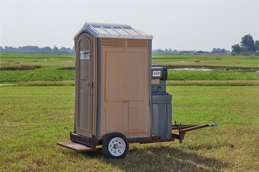 Single Trailer Restroom with Handwashing Station
