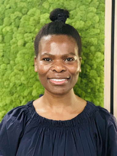 Melody Chilando Chitobolo, LMFT Associate, supervised by Mary Dainty, 18640