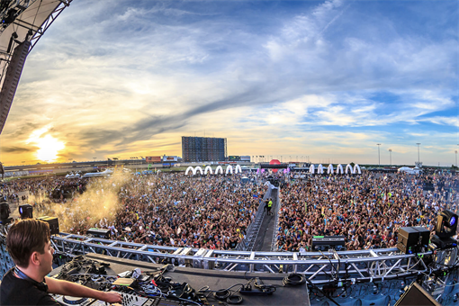 Gallery Image a33f.1920x1080.png