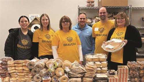 Gallery Image Dream_Center_Volunteers_-_Bismarck_copy.jpg Gallery Image Dream_Center_Volunteers_-_Bismarck_copy.jpg