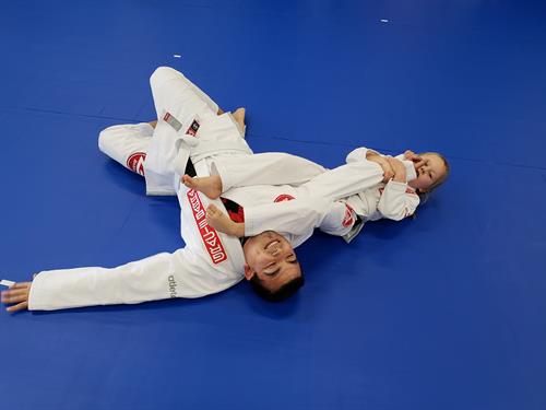 Gracie Barra Brazilian Jiu-Jitsu | MARTIAL ARTS