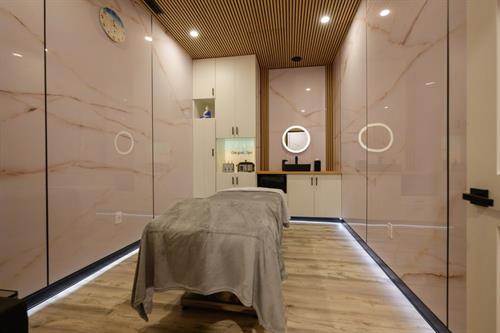 Single Treatment Room