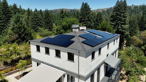 Gallery Image DRONE_11.jpg