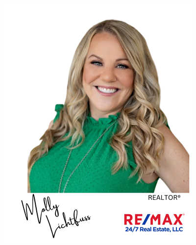 Molly Lichtfuss - RE/MAX Real Estate Agent