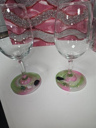 Wine Glass w / Infused Coasters