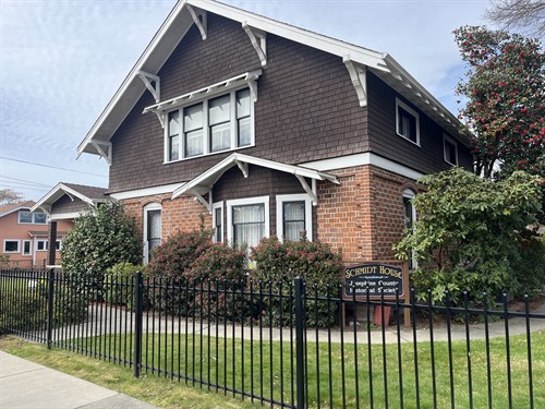 Schmidt House museum