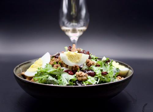 Market salad 6/11 Mixed greens, snap peas, radishes, dried cranberry, candied walnuts, hard-boiled eggs & blue cheese dressing. *GF