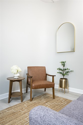 Lakeview therapy office corner. Modern, bright corner for life transitions therapy and individual support in Chicago.