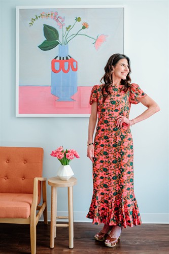 Nicolle Osequeda, LMFT. Chicago LMFT and practice founder specializing in anxiety, relationships, and life transitions.