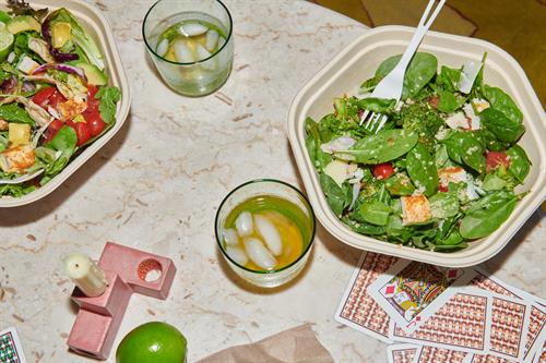Gallery Image 210717_sweetgreen_food_and_friends_at_home_v2_7614.jpg