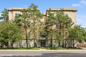 Sold 1135 Schneider Ave Unit 2B, Oak Park Sold 1135 Schneider Ave Unit 2B, Oak Park