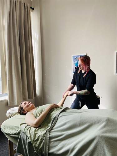 Gallery Image IMG_3076.jpg