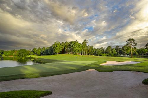 Mirror Lake Hole 7 - Lake Course