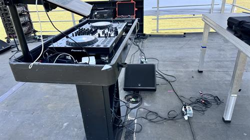 Getting set up on the Big stage for September Saturdays here comes the line dancing