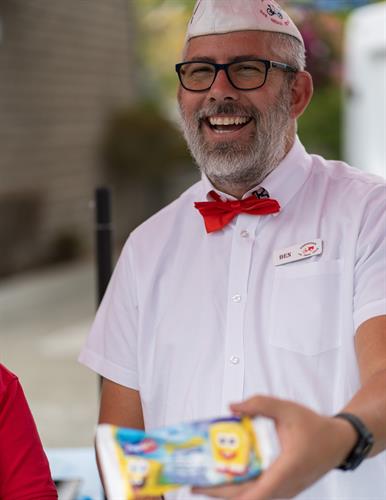 Gallery Image Ice_Cream_Man.jpg