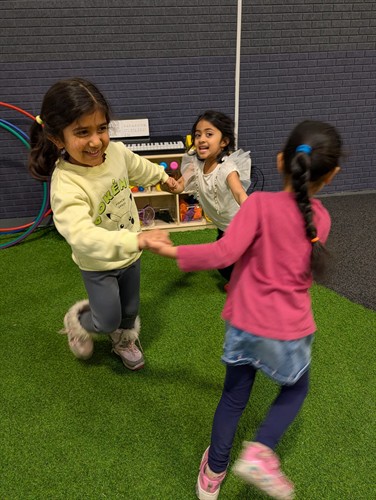 Students enjoying active play and teamwork at Quantum STEM School in Snoqualmie.