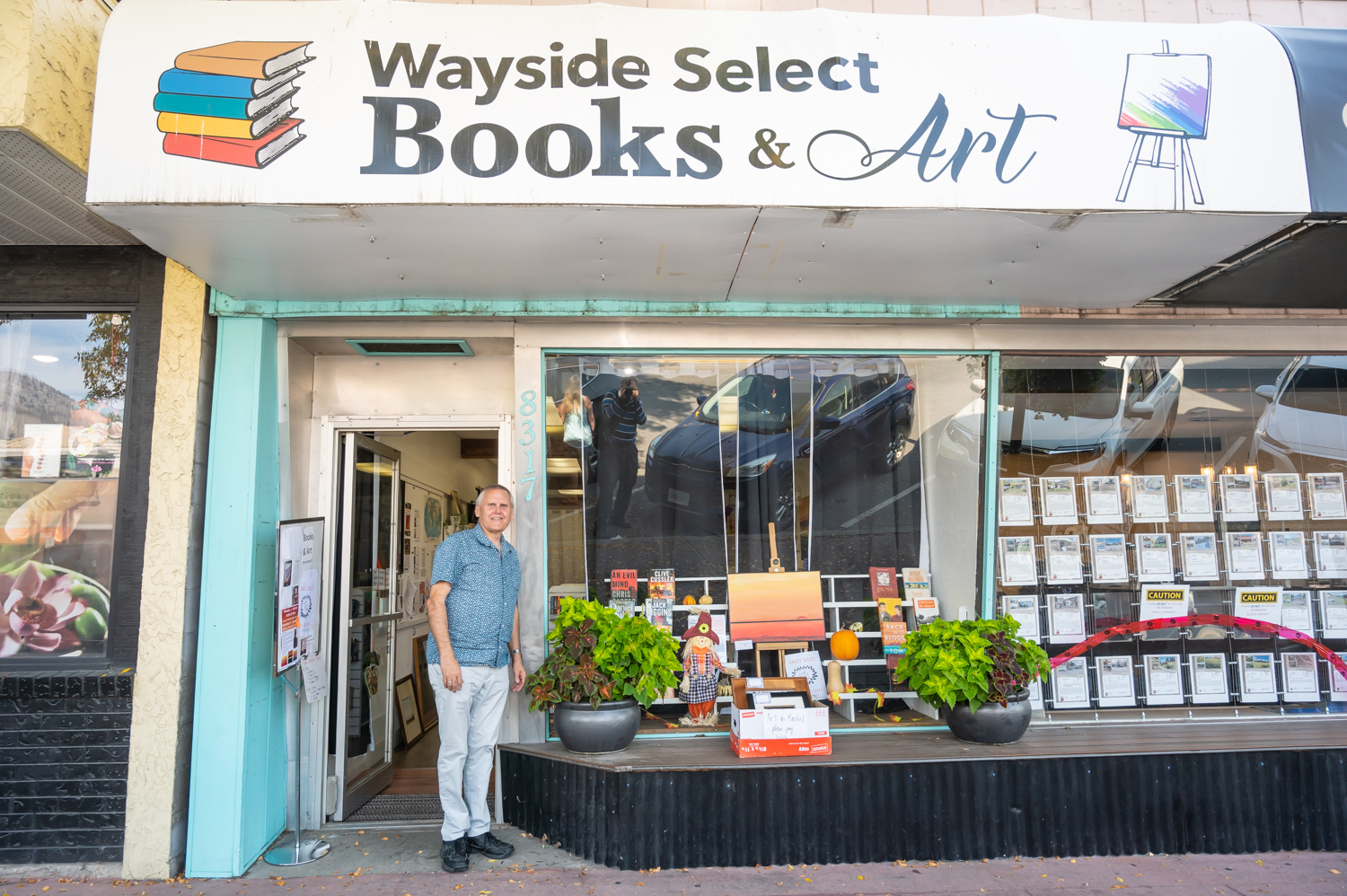 Dan Williams of Wayside Select Books & Art, Osoyoos
