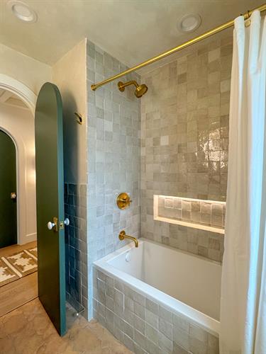 Guest Bathroom 