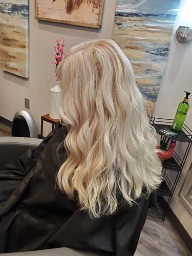 Blonde Refresh, Gloss, Hair Cut and Style