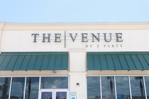 Located on Corpus Christi’s Southside, The Venue offers ample parking and full bar service for your corporate events.