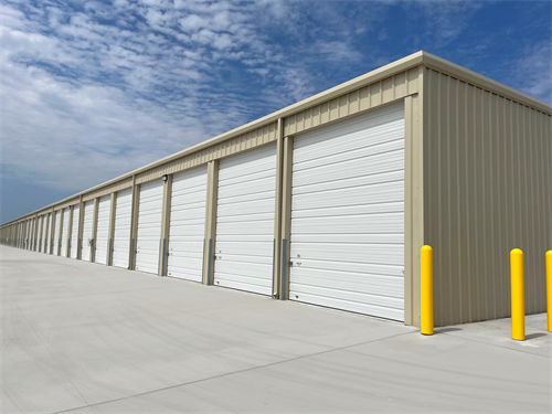 Enclosed storage units at Outrig - Boat Stop Enclosed storage units at Outrig - Boat Stop