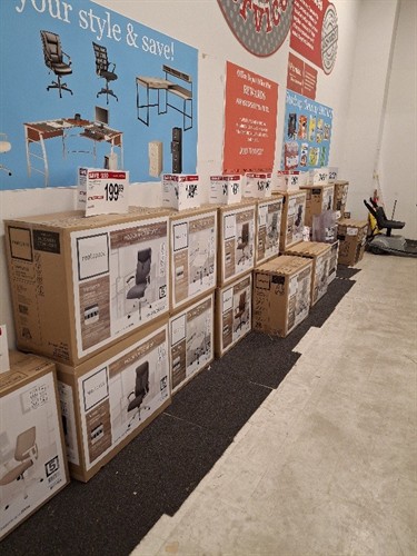 Gallery Image Chair_stackout_2.jpg