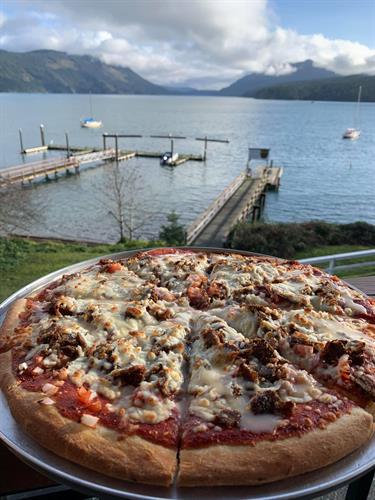 Pizza never had such a good view