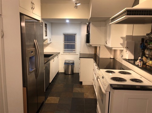 Gallery Image IMG_1320.jpeg