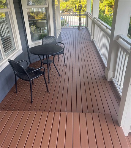 Gallery Image IMG_1323.jpeg