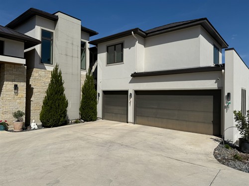 Clopay Model 4309_Modern Grooved Design_cypress slate finish_slim windows Before 