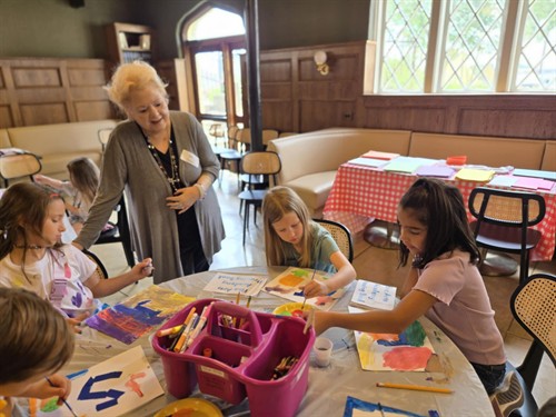 Gallery Image Fine_Arts_camp_group.jpg