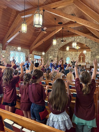 Gallery Image VBS_kids_hands_up.jpg