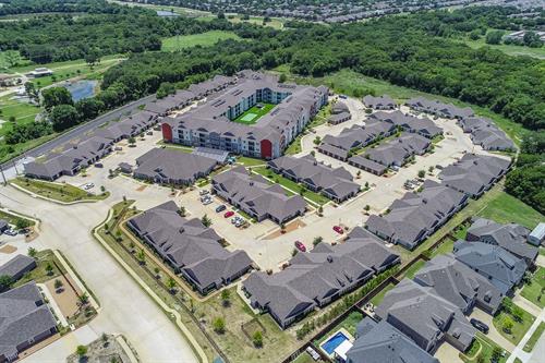 Gallery Image 1109_Park_Vista_Plano-2.JPG