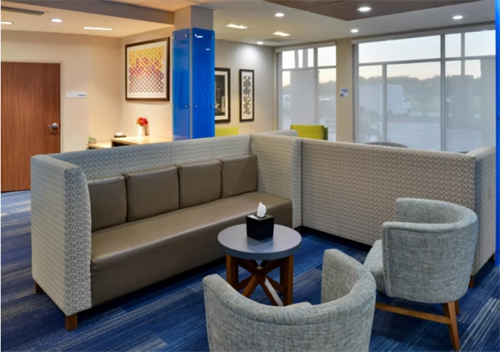 Captivating Lounge Area Captivating Lounge Area