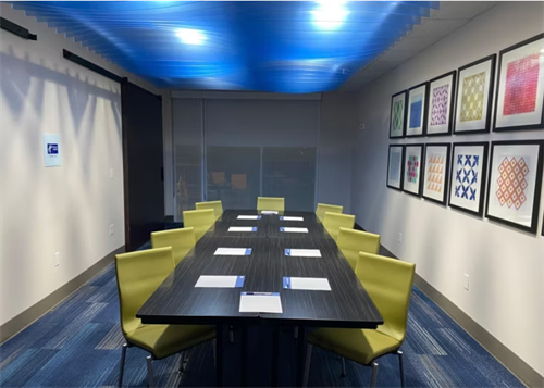 Vibrant Business Meeting Room  Vibrant Business Meeting Room