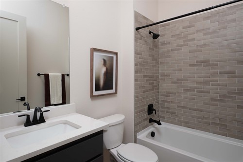 Gallery Image DAL_322_Avery_2ndBA.jpg