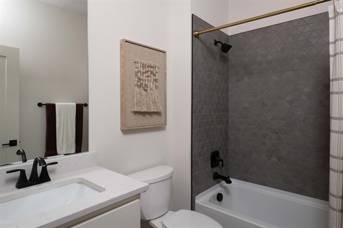 Gallery Image DAL_322_Avery_2ndBA_2.jpg