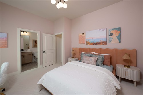 Gallery Image DAL_322_Avery_2ndBR_3.jpg