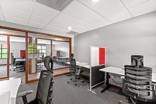 The 4 desks for you and your coworkers to work together in a productive and convenient environment!
