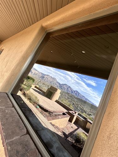 Five-star window cleaning service in Tucson Five-star window cleaning service in Tucson