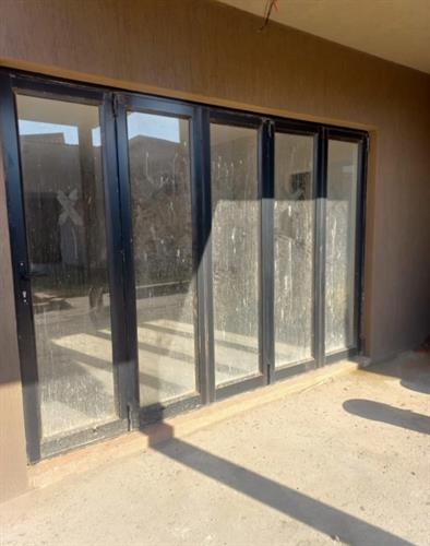 Post construction window cleaning Post construction window cleaning
