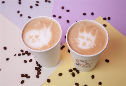 Hot Latte - sea lion and rabbit  latte art