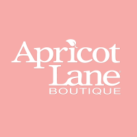 Meet Stephanie Neal of Apricot Lane Boutique