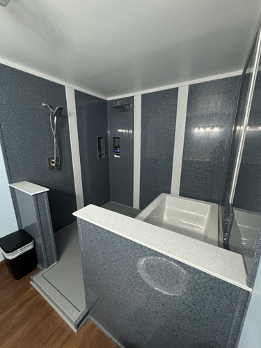 Gallery Image IMG_5939.jpeg