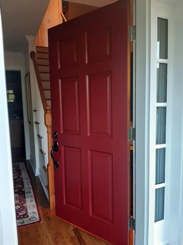 After new paint, this home is ready for some #frontdoordecor