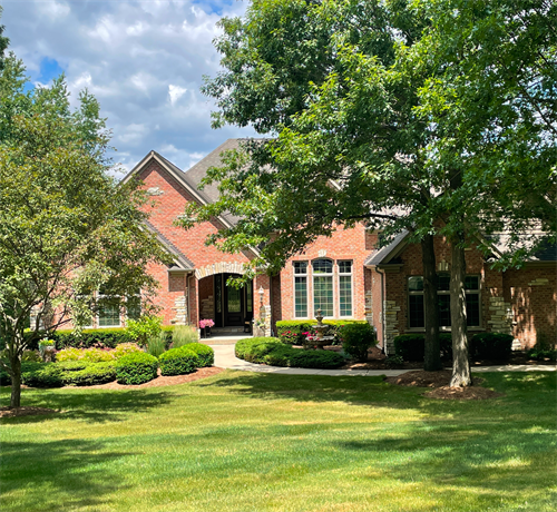 Custom Landscaping & Lawn Care