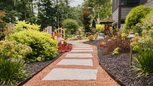 Gallery Image Custom_Scapes_and_Designs-108.jpg